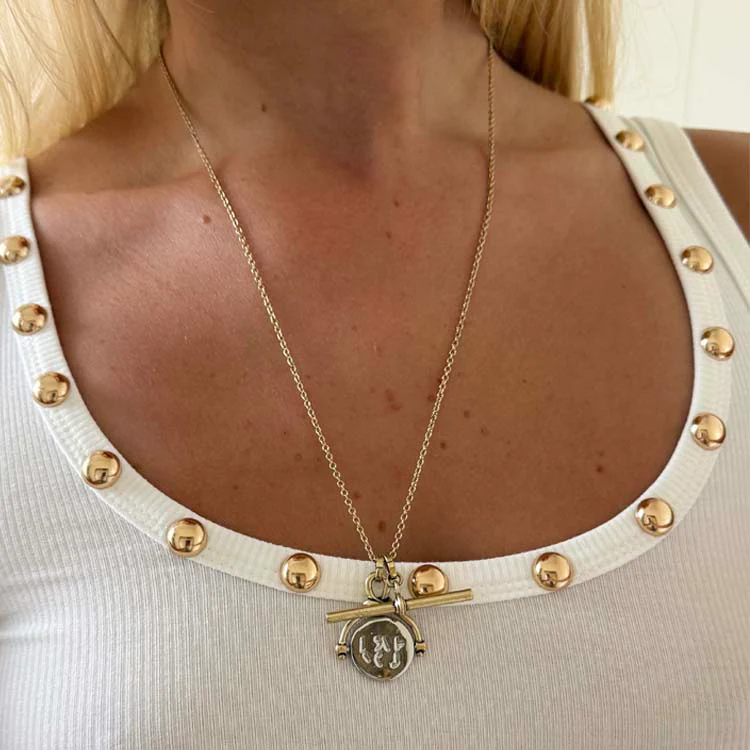 1421-deloris-thin-chain-i-love-you-necklace-1.webp Deloris Thin Chain I Love You Necklace