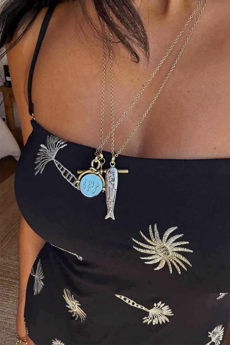 1421-deloris-thin-chain-i-love-you-necklace-11.webp Deloris Thin Chain I Love You Necklace