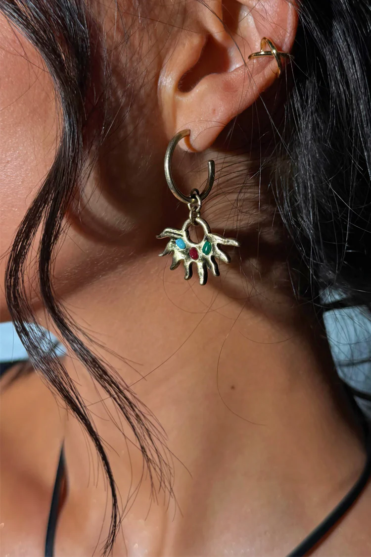 1424-deloris-sun-hoop-earrings-6.webp Deloris Sun Hoop Earrings