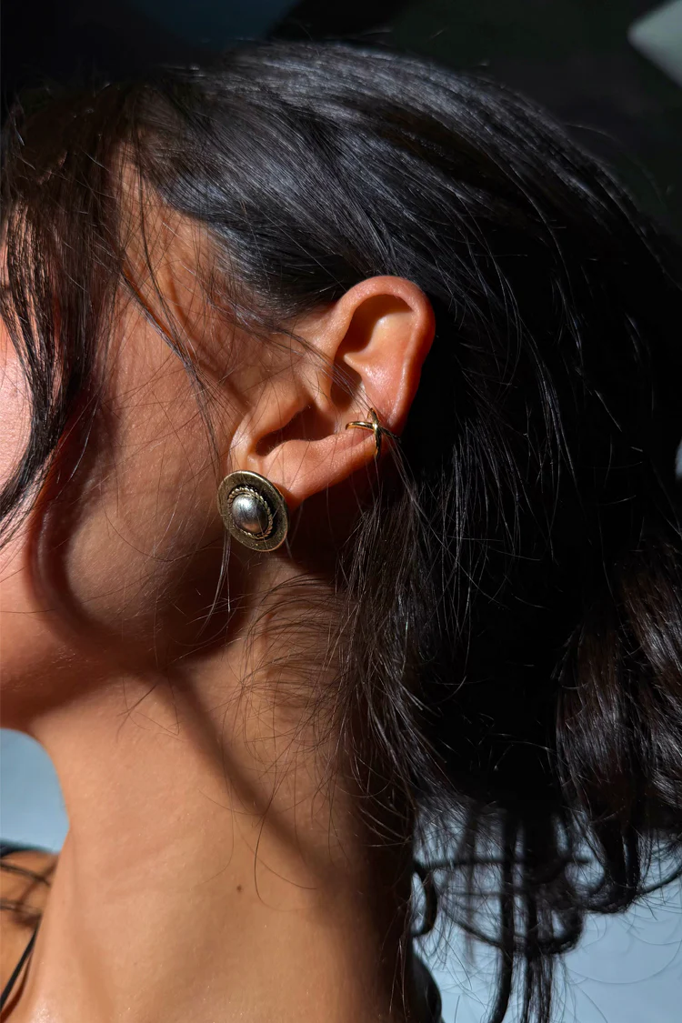 1436-deloris-silver-circle-earrings-2.webp Deloris Silver Circle Earrings