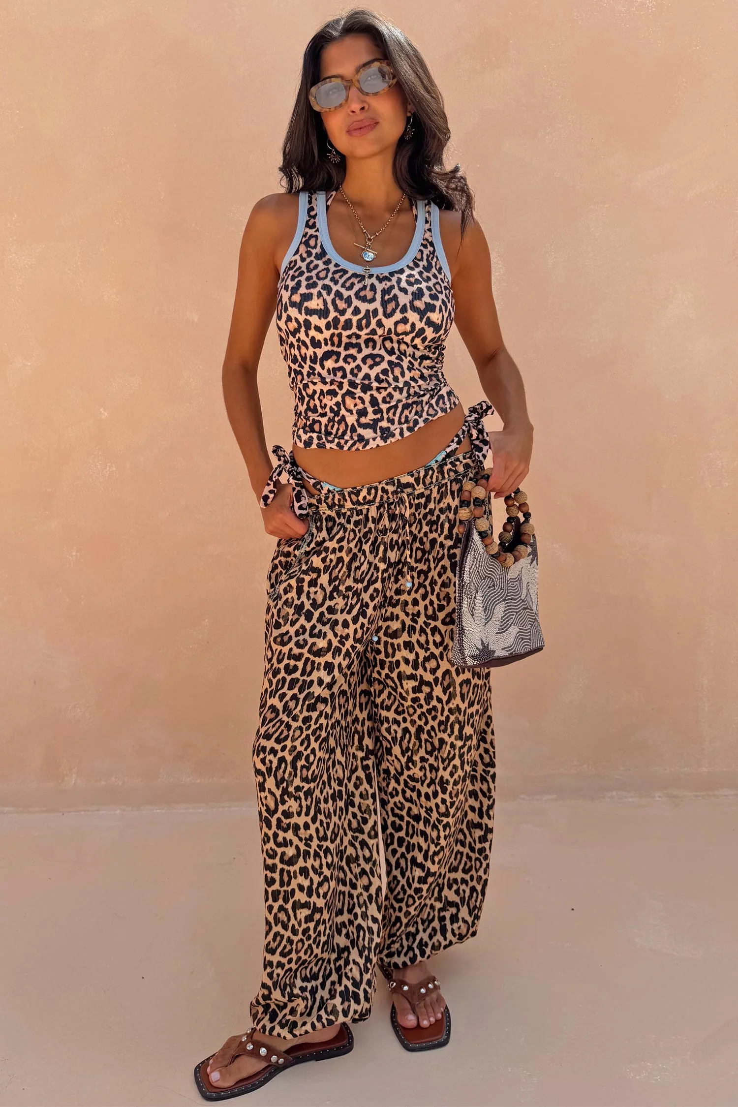 1466-leopard-rib-tank-5.webp Leopard Rib Tank