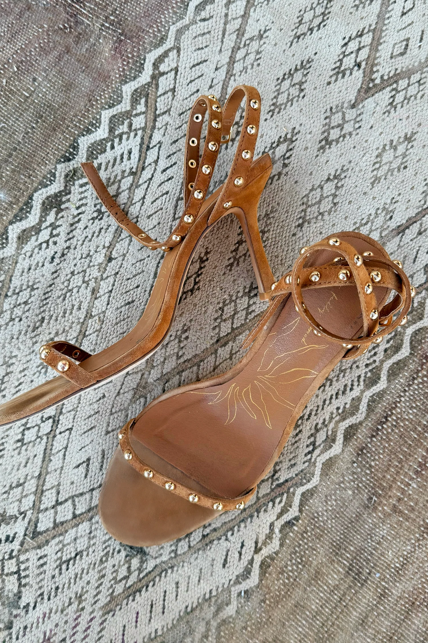 1488-tan-stud-high-heels-2.webp Tan Stud High Heels