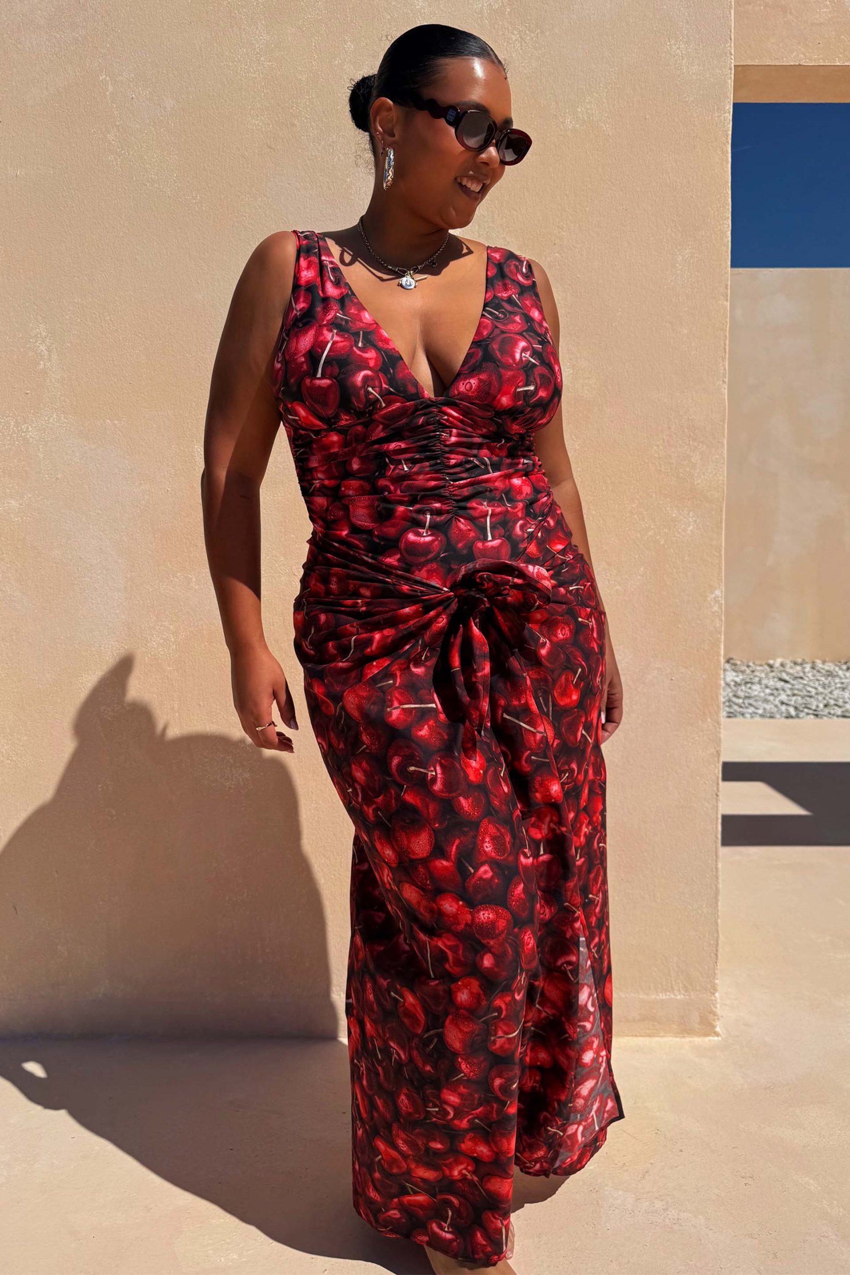 1495-black-cherry-sarong-5.jpg Black Cherry Sarong