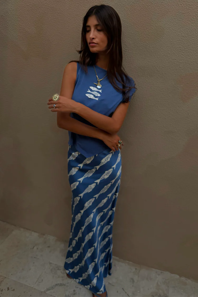 1780-blue-marina-a-symmetric-top-5.webp Blue Marina A-Symmetric Top