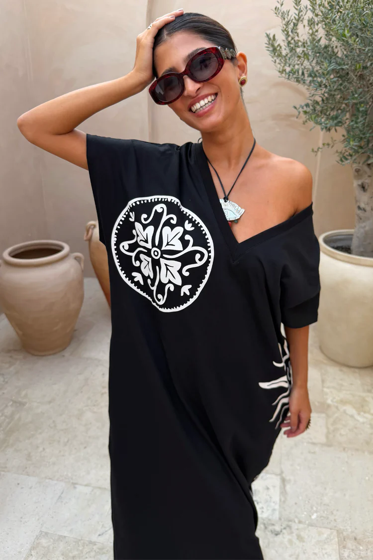 2104-black-dolce-vita-t-shirt-dress-7.webp Black Dolce Vita T-Shirt Dress