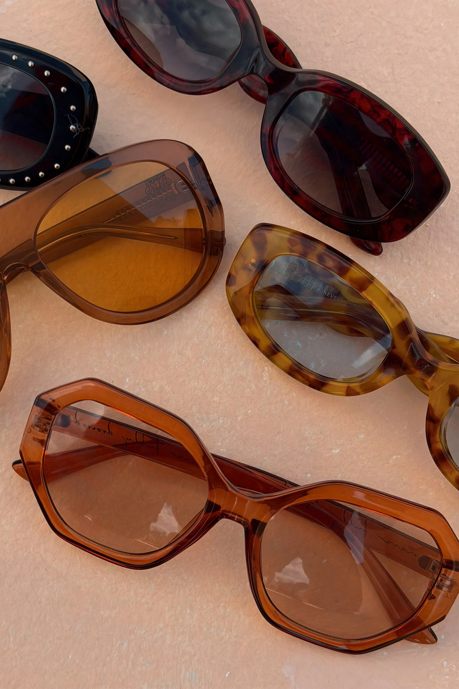 2651-hexagon-orange-sunglasses-2.webp Hexagon Orange Sunglasses