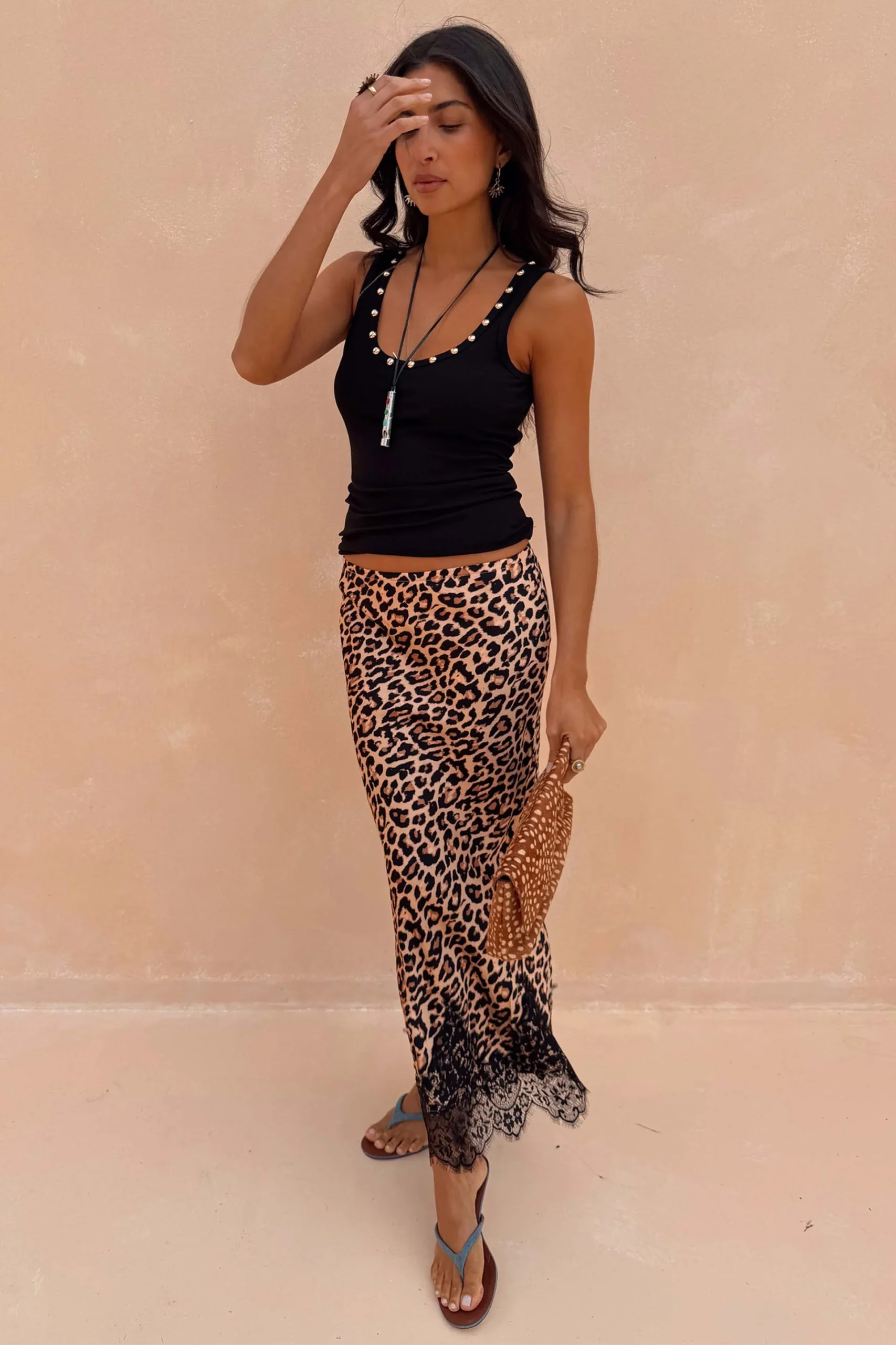2768-xs-xs-variation-3.webp Black Studded Rib Vest