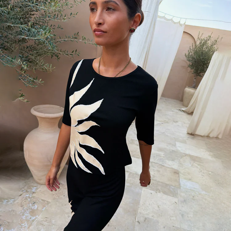 2953-black-sol-rib-t-shirt-1.webp Black Sol Rib T-Shirt