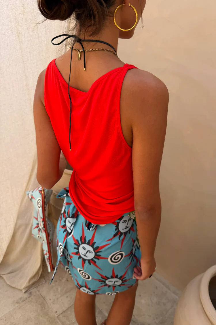3124-sun-twisted-strap-tank-8.webp Sun Twisted Strap Tank