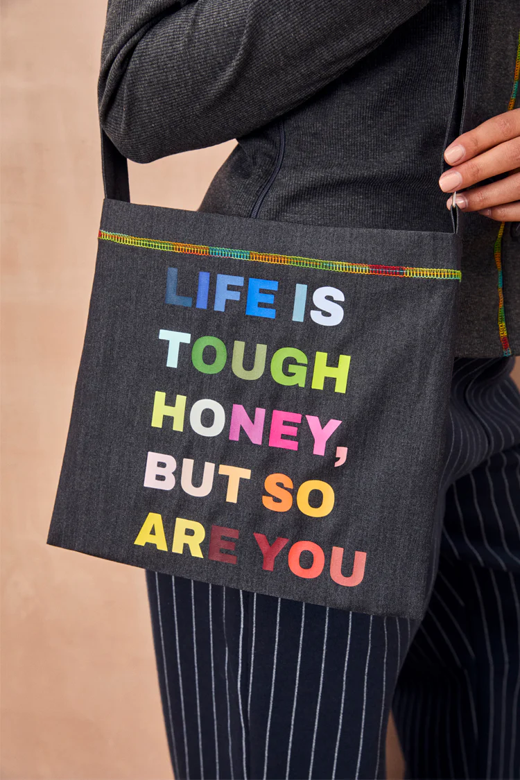 3182-charcoal-life-is-tough-honey-drainage-bag-6.webp Charcoal Life is Tough Honey Drainage Bag