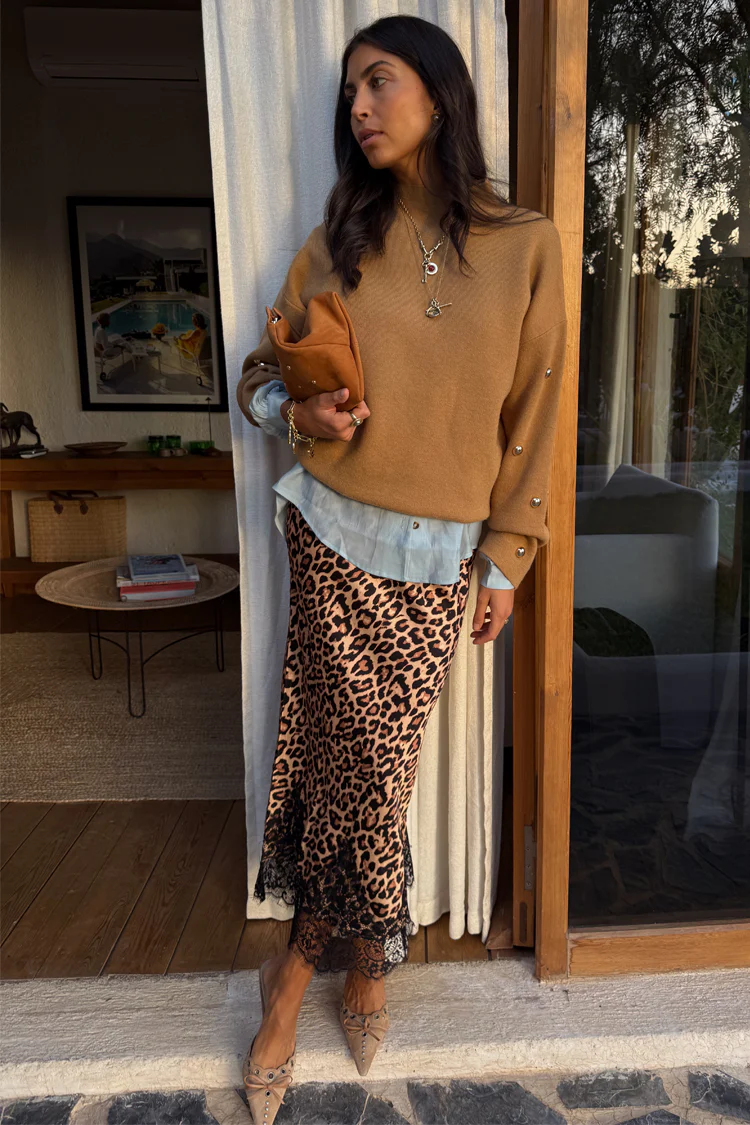 3299-tan-stud-evie-knit-jumper-3.webp Tan Stud Evie Knit Jumper