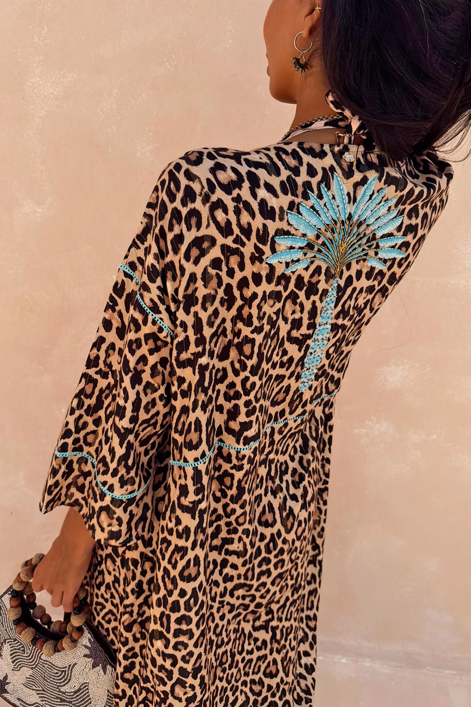 3361-xs-xs-variation-3.webp Leopard Kimono