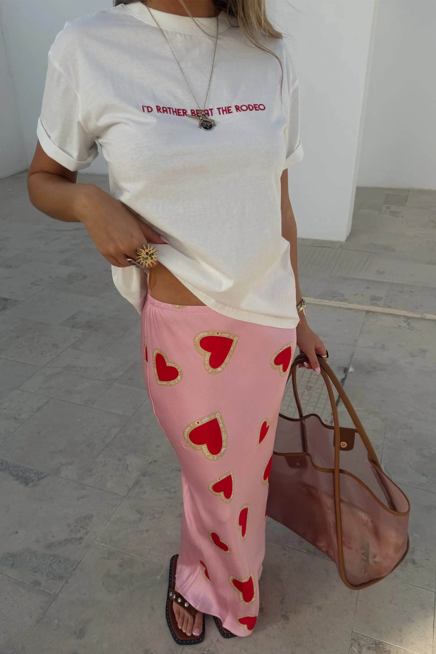 3932-pink-hearts-dorris-skirt-2.webp Pink Hearts Dorris Skirt