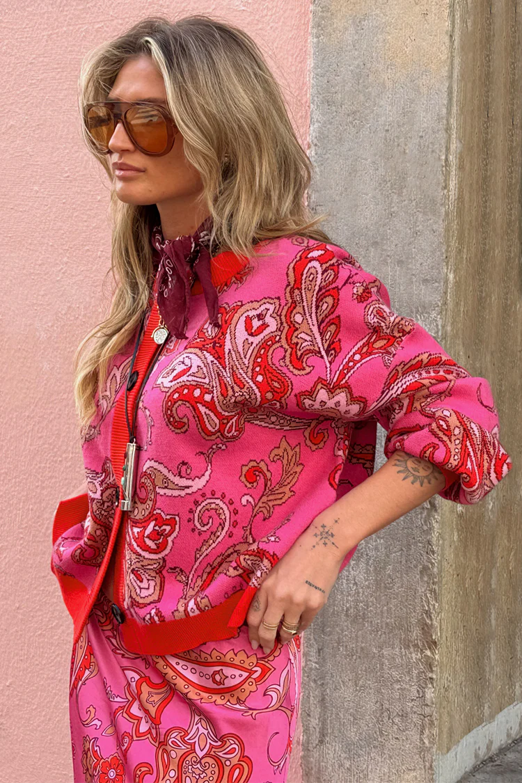 4000-pink-paisley-oslo-cardigan-2.webp Pink Paisley Oslo Cardigan