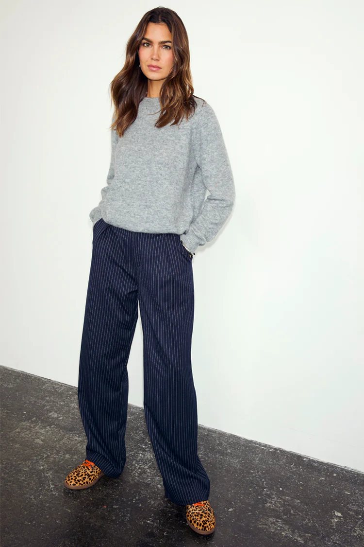 4033-dir-1679091c5a88-6-variation-7.webp Navy Pinstripe Arden Trousers