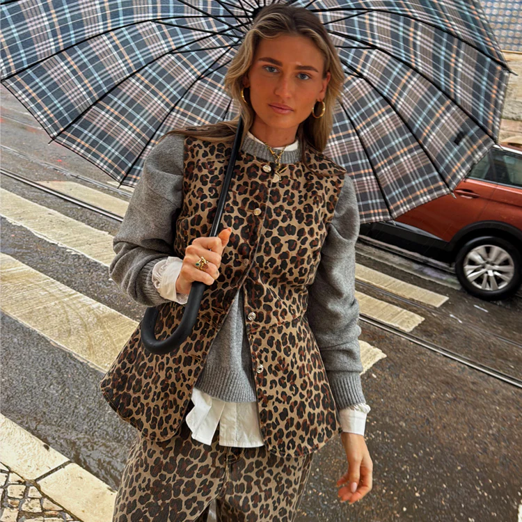 4183-dir-1679091c5a88-6-variation-1.webp Leopard Waistcoat