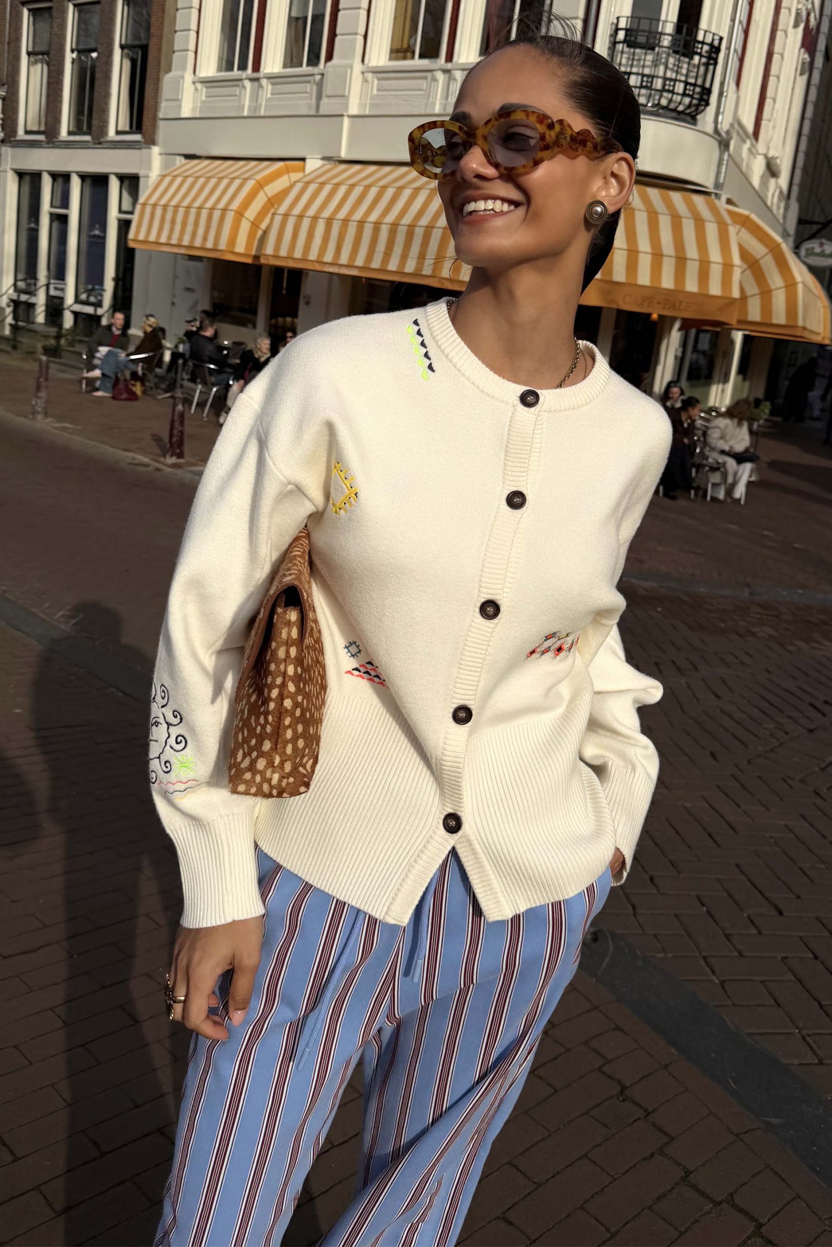 4238-xs-xs-variation-5.jpg Cream Neon Embroidered Darcy Cardigan
