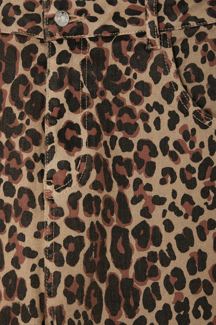 5016-leopard-lucia-scallop-detail-jeans-14.webp Leopard Lucia Scallop Detail Jeans