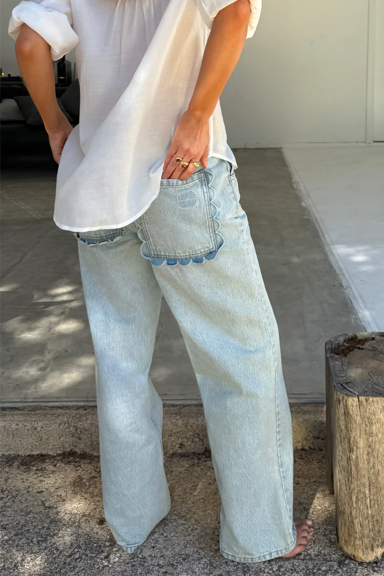 5059-dir-1679091c5a88-6-variation-6.webp Scallop Detail Straight Leg Jeans