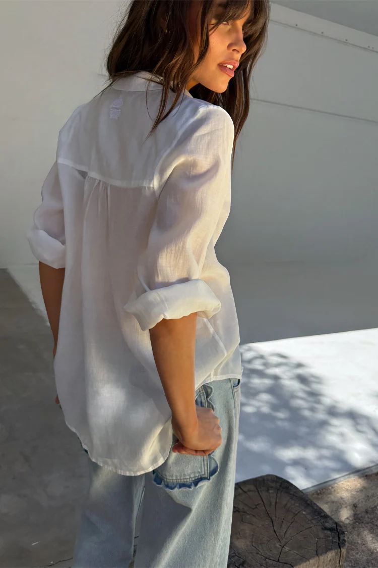 5060-dir-c9f0f895fb98-8-variation-8.webp Scallop Detail Straight Leg Jeans