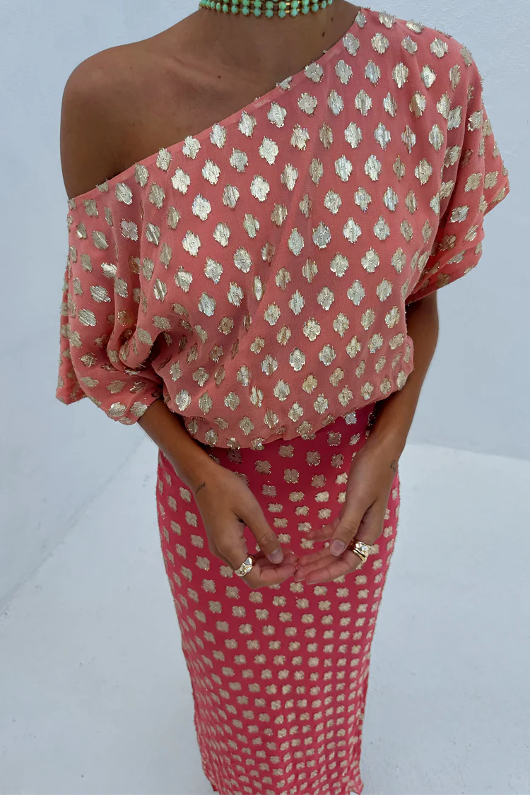 5271-dir-1679091c5a88-6-variation-5.webp Pink and Red Jacquard Tilly Dress