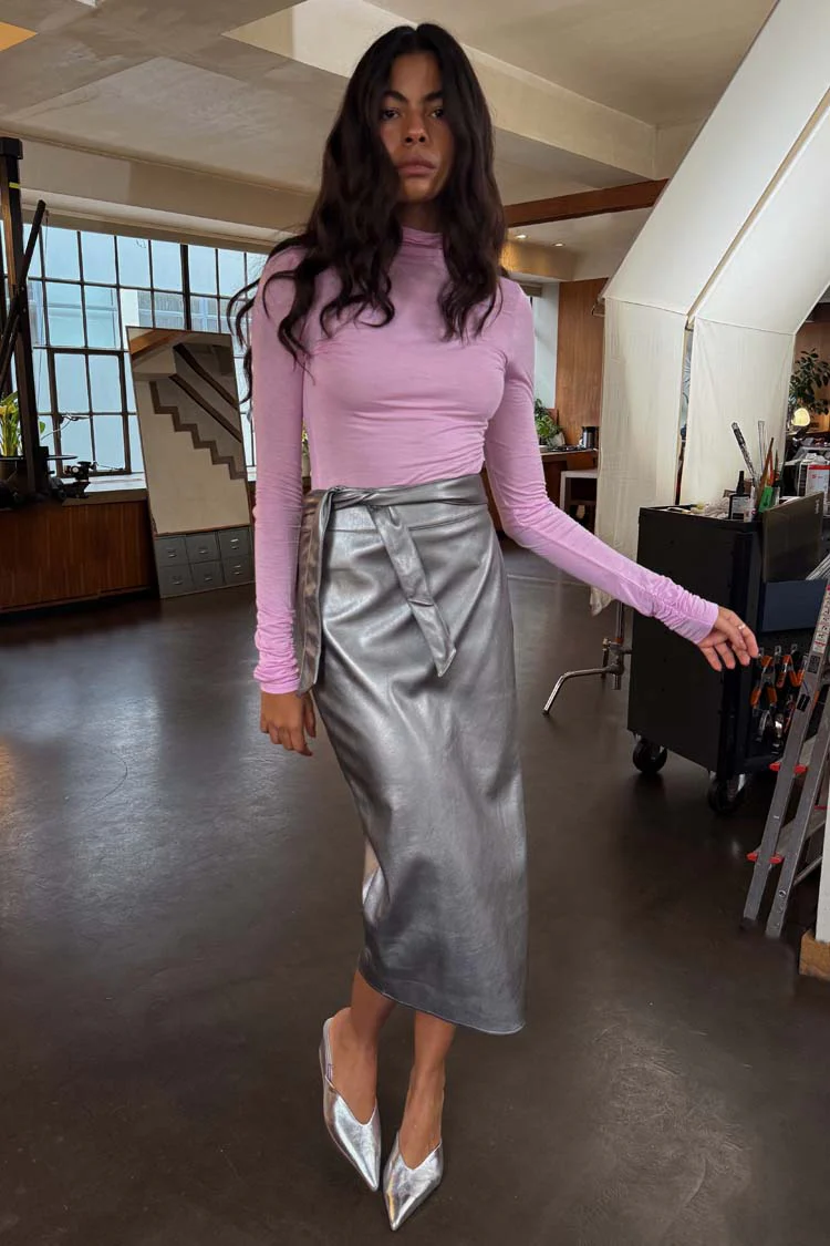 5475-gunmetal-vegan-leather-jaspre-skirt-2.webp Gunmetal Vegan Leather Jaspre Skirt