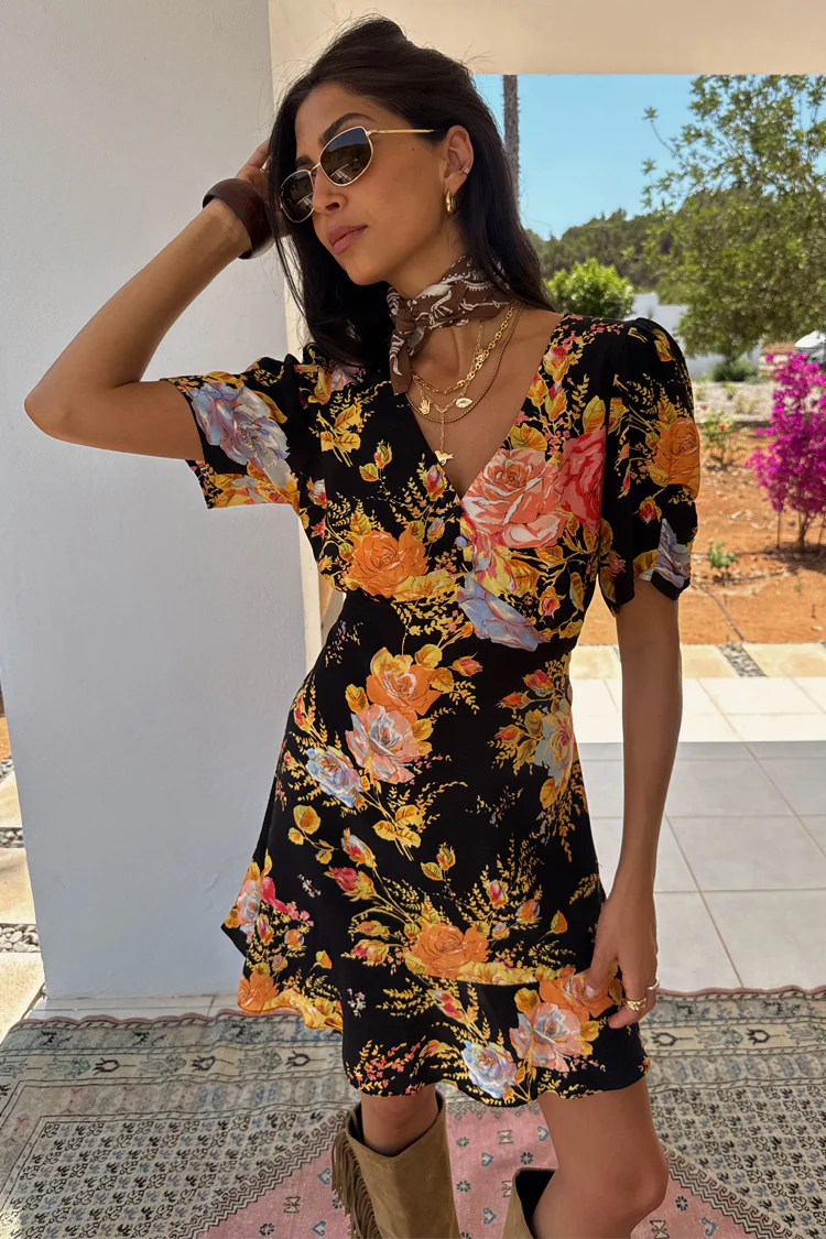 5649-dir-1679091c5a88-6-variation-3.webp Black Sofia Mini Tea Dress