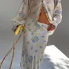 5904-dir-1679091c5a88-6-variation-5.webp Oyster Miley Shirt