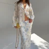 5905-dir-c9f0f895fb98-8-variation-3.webp Oyster Miley Shirt