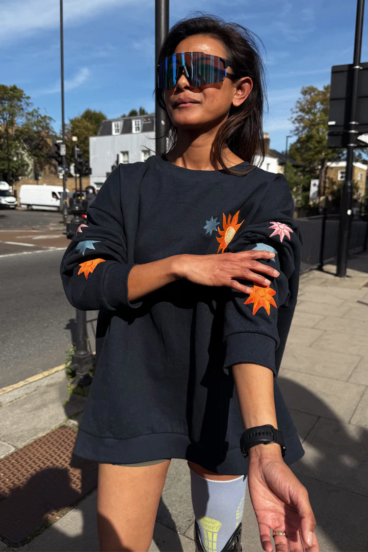 5930-navy-charm-sweatshirt-6.webp Navy Charm Sweatshirt