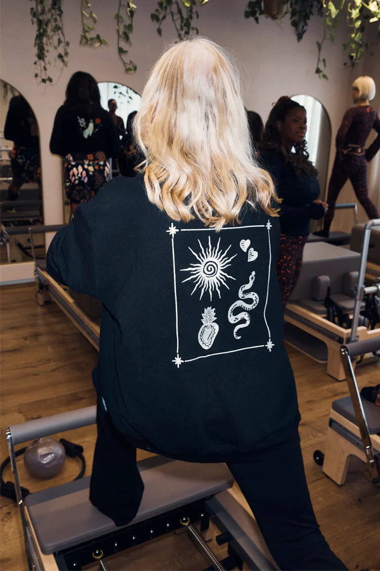 5958-black-sweatshirt-with-ecru-embroidery-10.webp Black Sweatshirt with Ecru Embroidery