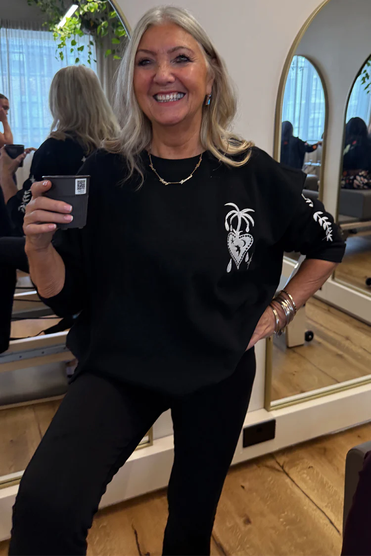 5958-black-sweatshirt-with-ecru-embroidery-8.webp Black Sweatshirt with Ecru Embroidery