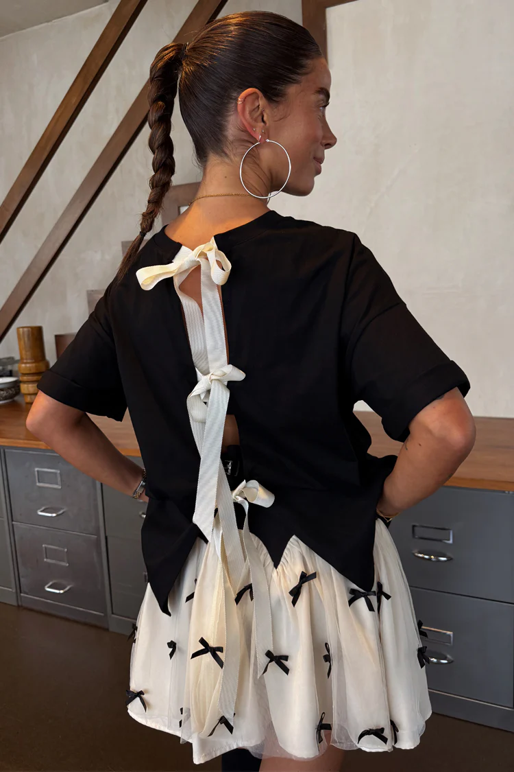 6333-xs-xs-variation-2.webp Black Bow Back T-Shirt