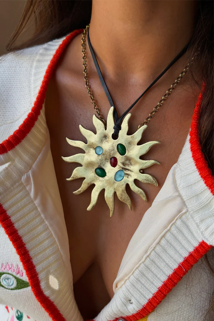 7125-deloris-sun-necklace-2.webp Deloris Sun Necklace