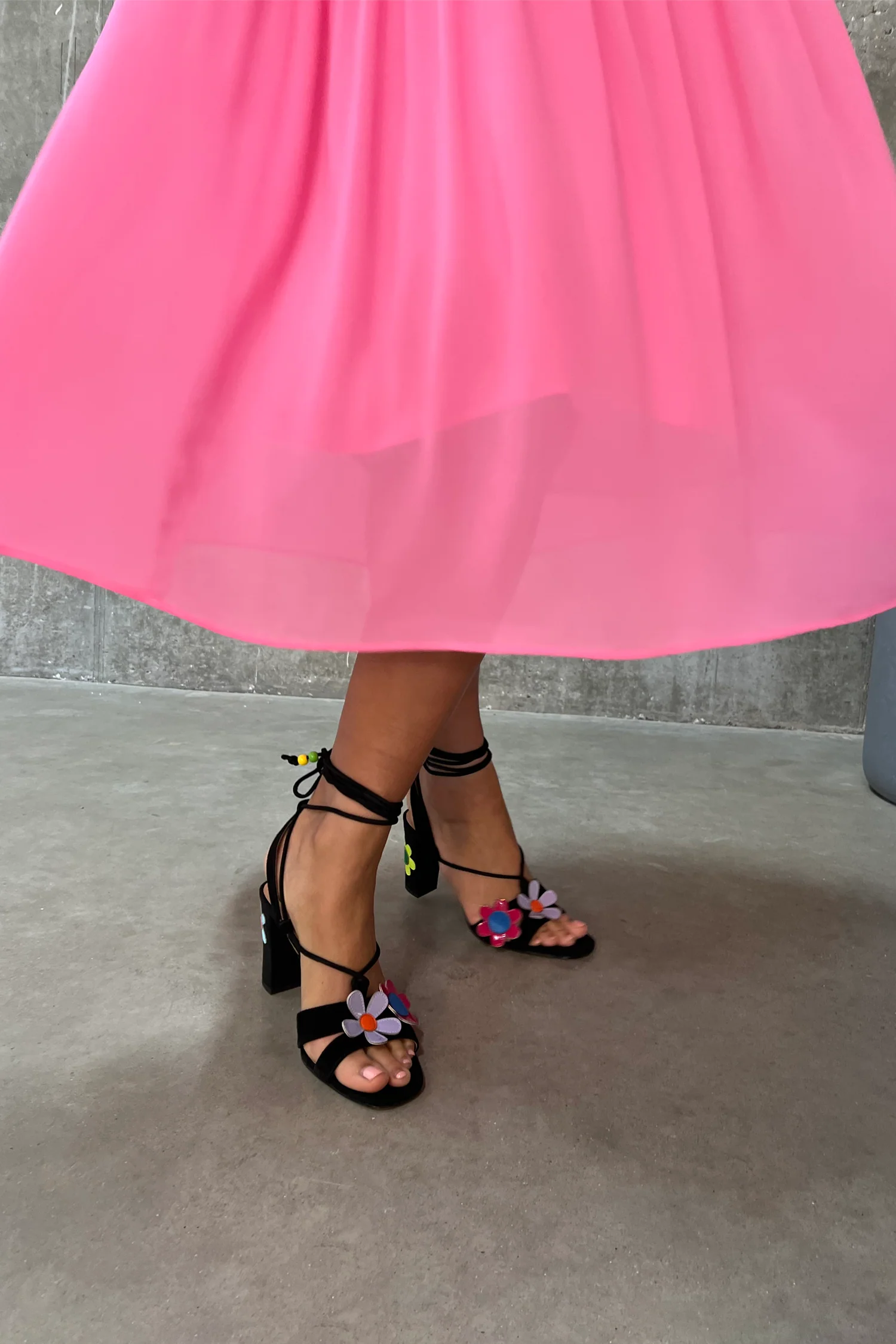 7253-flower-power-heel-4.webp Flower Power Heel