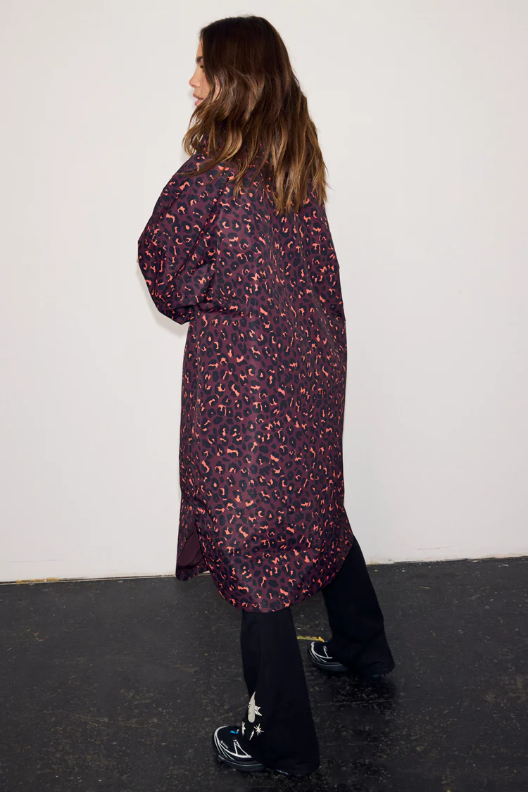 7367-dir-5dbc98dcc983-s-variation-8.webp Dark Leopard Rain Mac