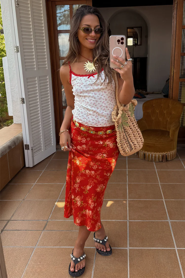 7392-dir-1679091c5a88-6-variation-3.webp Red Floral Midi Skirt