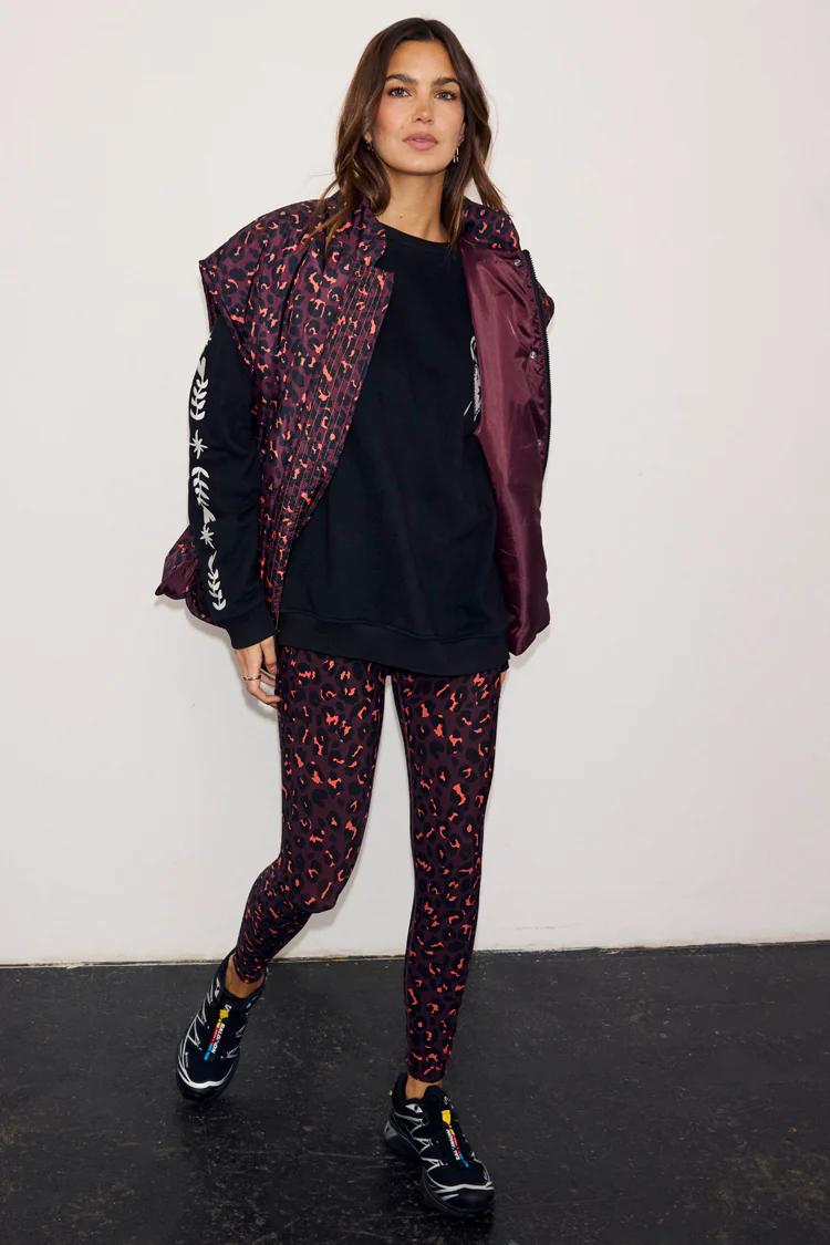 7586-dark-leopard-leggings-7.webp Dark Leopard Leggings