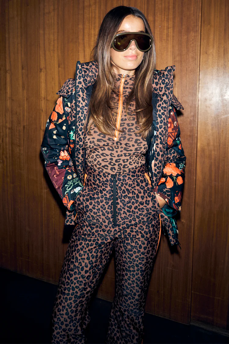 7651-leopard-ski-trousers-6.webp Leopard Ski Trousers
