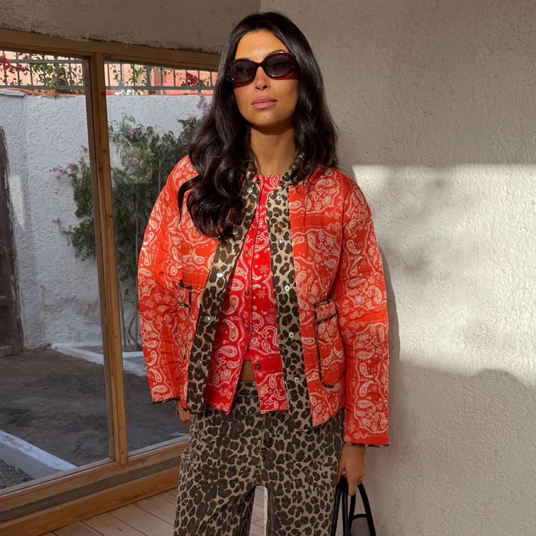 7812-xs-xs-variation-1.webp Red Bandana Reversible Jacket