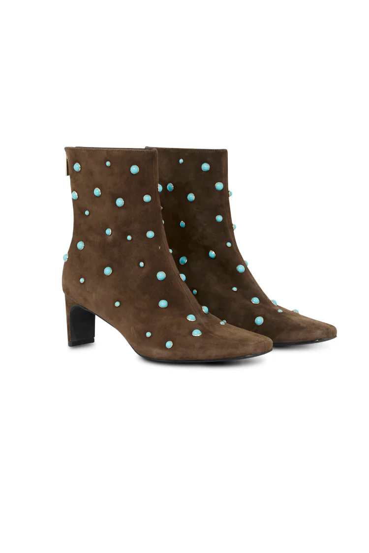 8053-chocolate-studded-suede-boots-6.webp Chocolate Studded Suede Boots