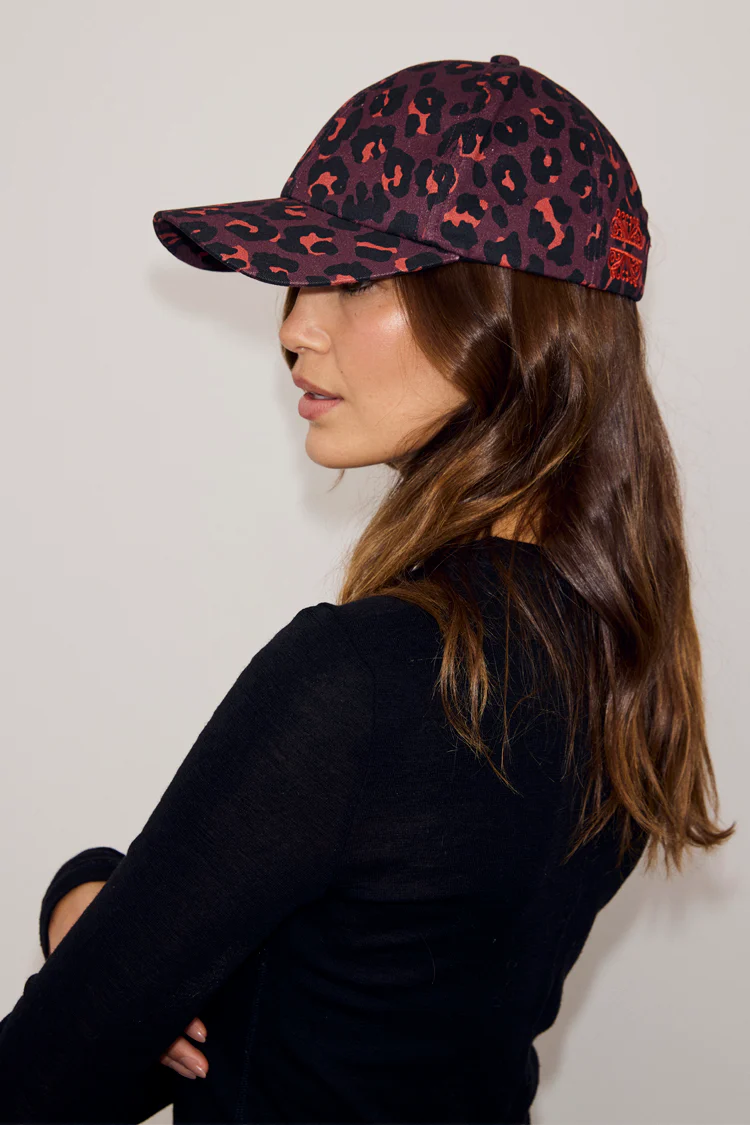 8060-dark-leopard-cap-2.webp Dark Leopard Cap