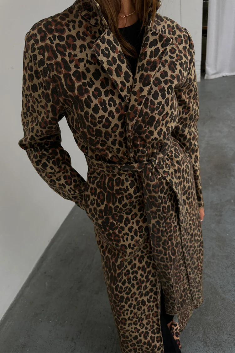8199-dir-a87ff679a2f3-4-variation-9.webp Lucia Leopard Denim 55 Coat Petite