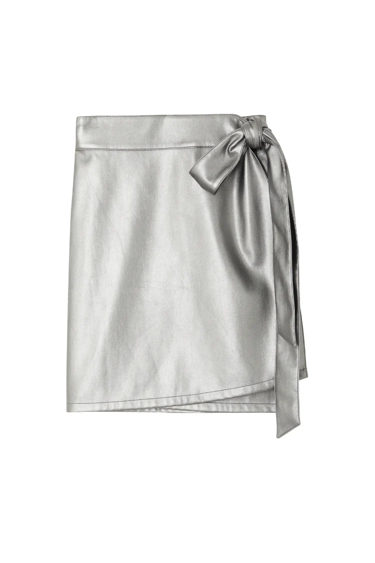 8241-gunmetal-vegan-leather-mini-jaspre-skirt-petite-7.webp Gunmetal Vegan Leather Mini Jaspre Skirt Petite