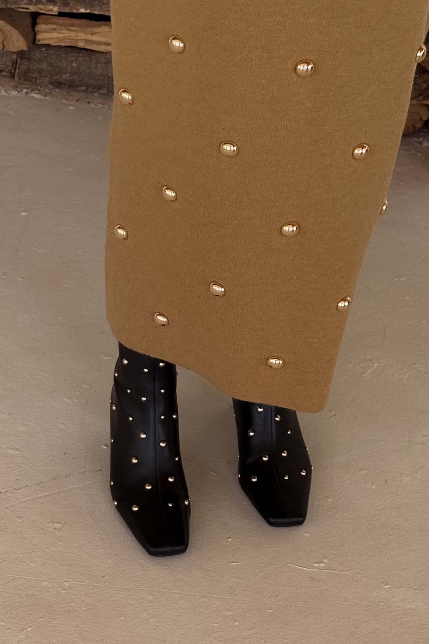 8460-black-leather-boots-with-gold-studs-2.jpg Black Leather Boots with Gold Studs