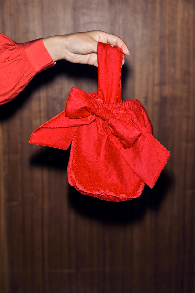 8635-red-velvet-bow-bag-3.webp Red Velvet Bow Bag